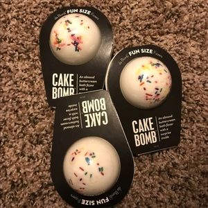 Bath bombs